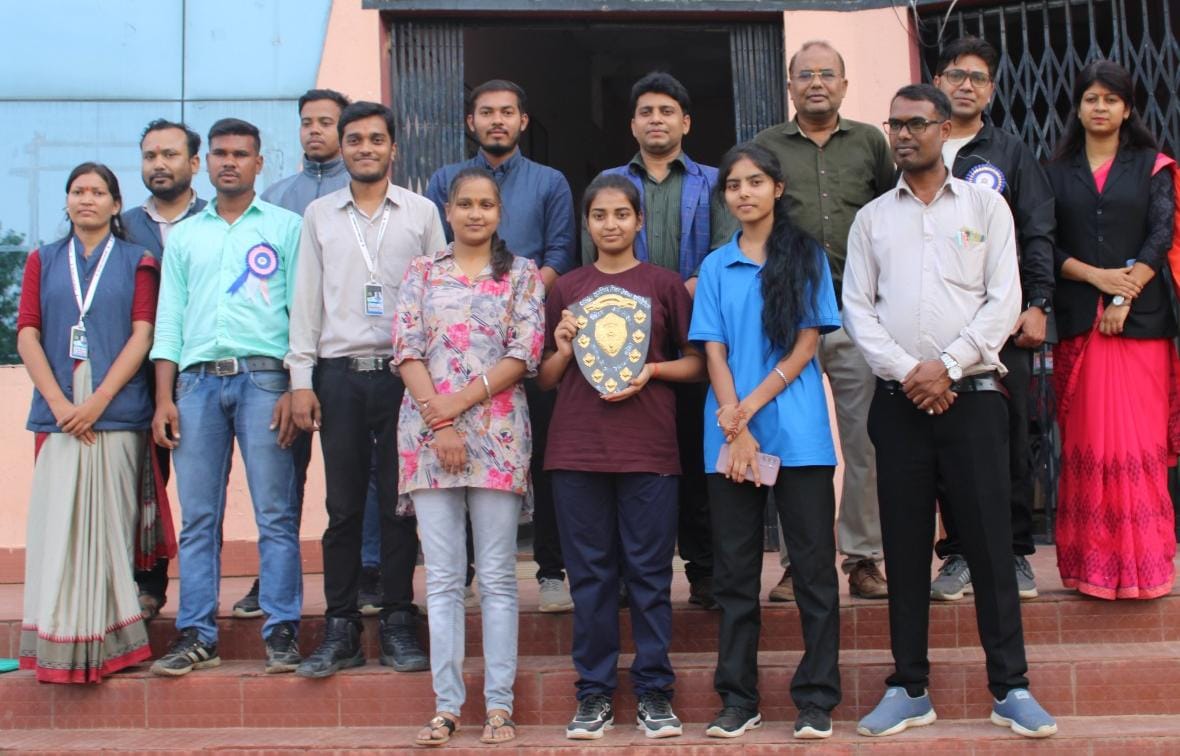 परिक्षेत्र स्तरीय टेबल-टेनिस प्रतियोगिता में के.आर टेक्निकल कॉलेज महिला वर्ग में रही विजेता...